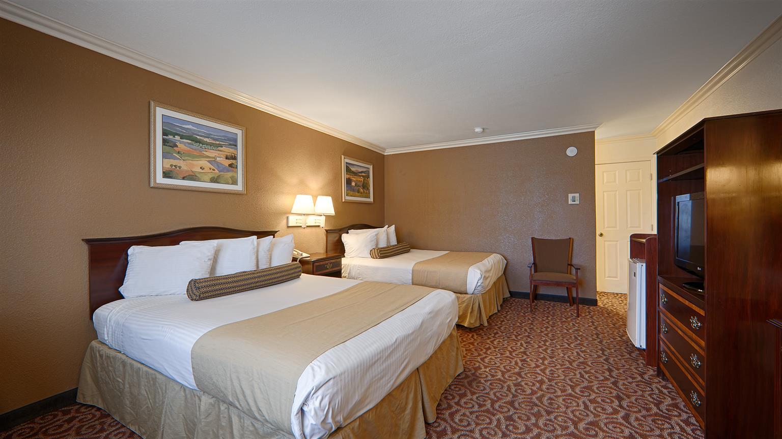 Surestay Hotel By Best Western Холлистер Экстерьер фото