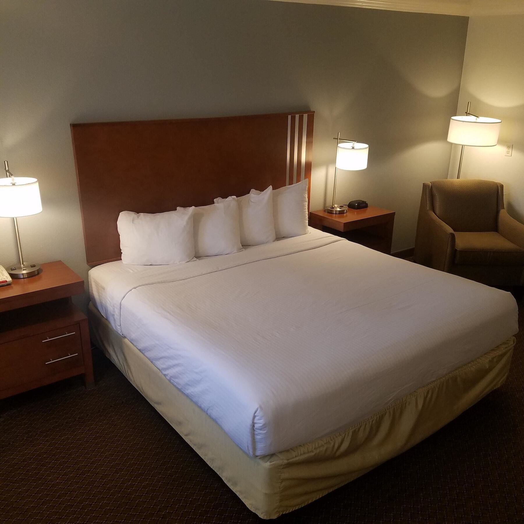 Surestay Hotel By Best Western Холлистер Экстерьер фото