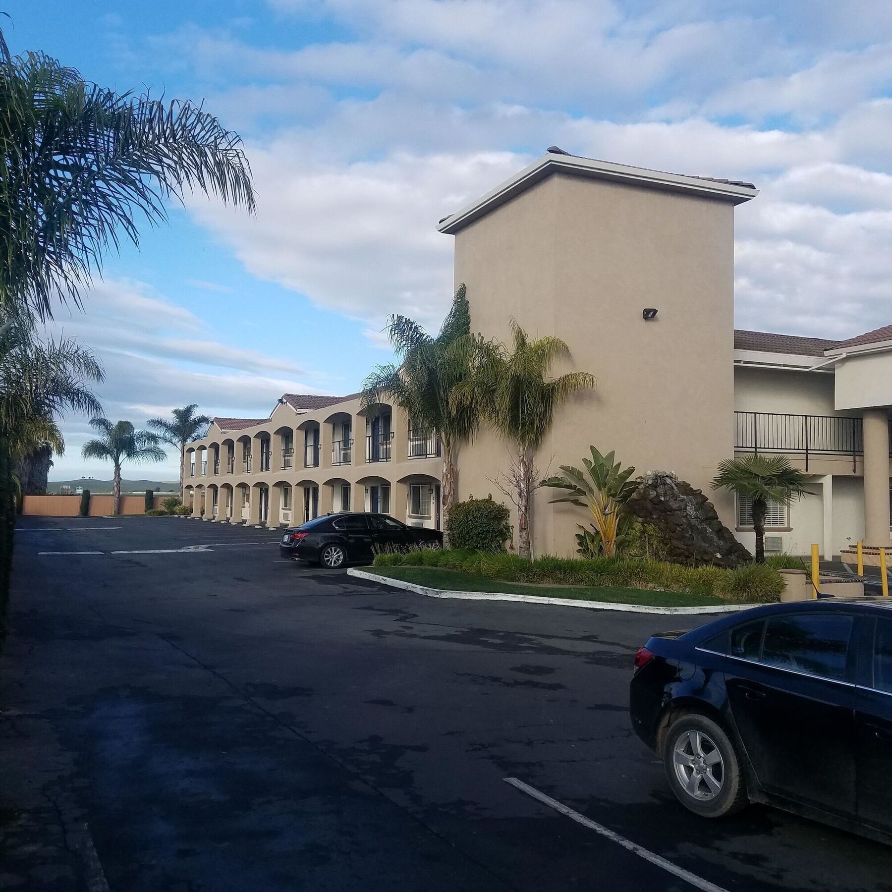 Surestay Hotel By Best Western Холлистер Экстерьер фото